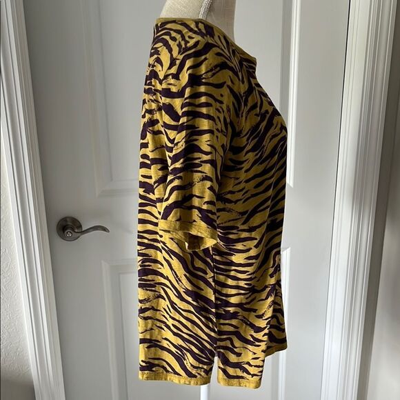 LOGO by Lori Goldstein Zebra and Print purple / Green NWOT oversized SZ M - Picture 4 of 6